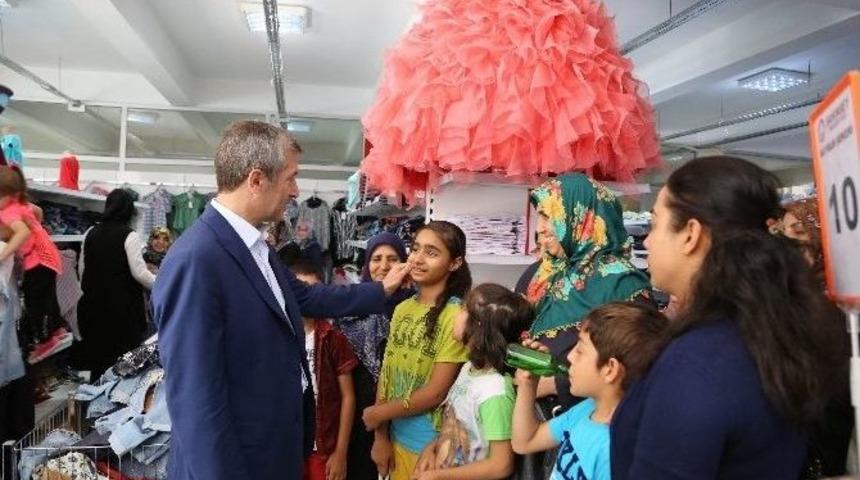 Şahinbey Belediyesi 600 Yetimi Sevindirecek