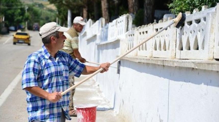 Mezarlıklarda Bayram Temizliği