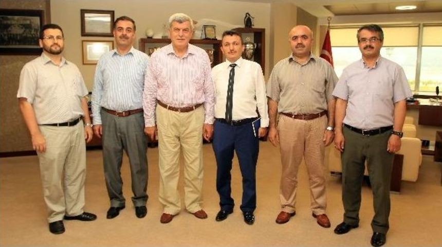 Başkan Karaosmanoğlu, "camiler &Ccedil;ocuklarla Ve Gen&ccedil;lerle G&uuml;zeldir"
