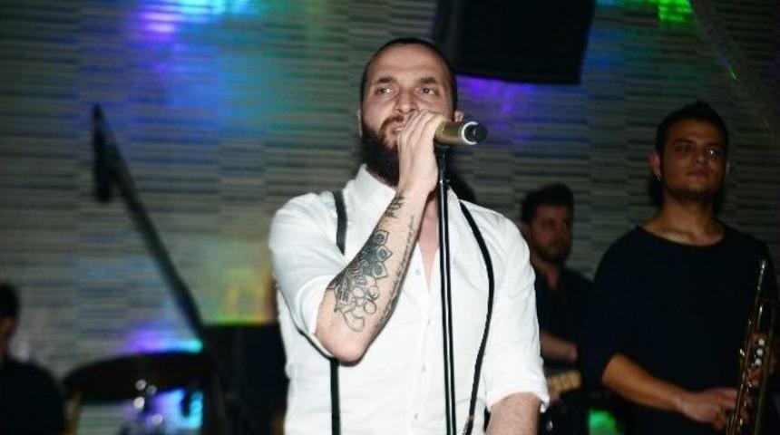 Ünlü Sanatçılar Bayram’da Çeşme’de Sahne Alacak