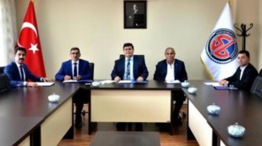 Osb Y&ouml;netim Kurulu Toplantısı Yapıldı