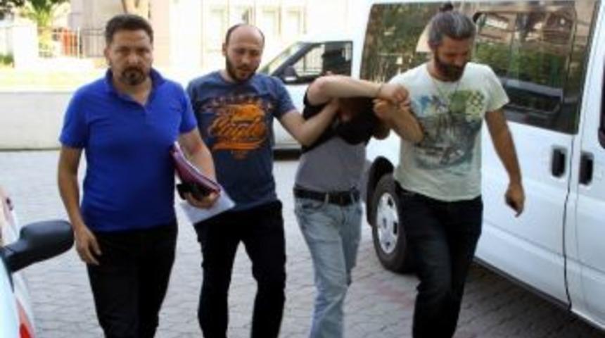 Uyuşturucu Satarken Su&ccedil;&uuml;st&uuml; Yakalanan Gen&ccedil; Tutuklandı