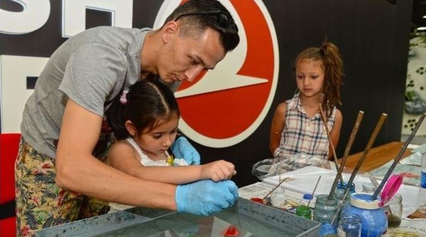 Çocuklar, Ebru Yapmayı Expo 2016’da Öğreniyor