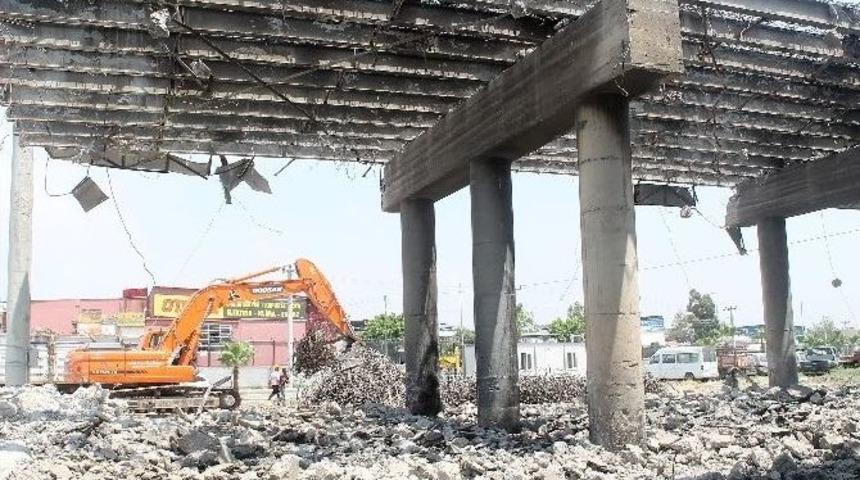 Ahmet Taner Kışlalı K&ouml;pr&uuml;s&uuml; Yıkılıyor