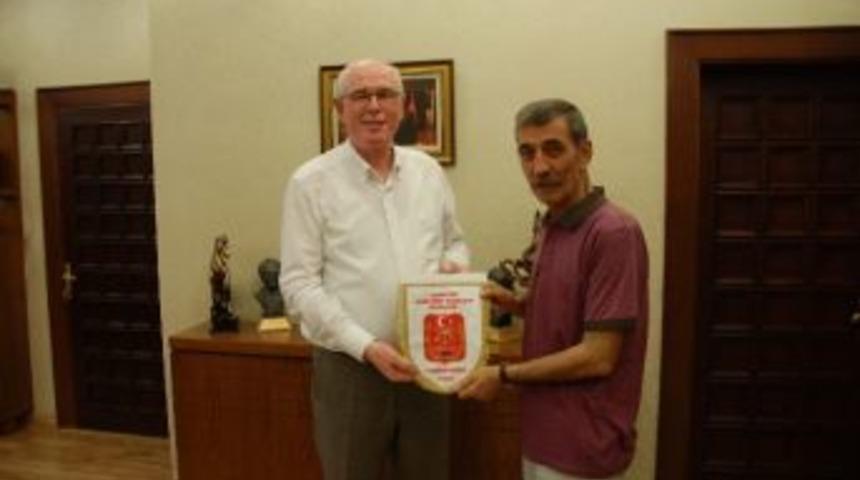 T&uuml;rkiye Muharip Gaziler Derneği Başkan Kurt&rsquo;u Ziyaret Etti