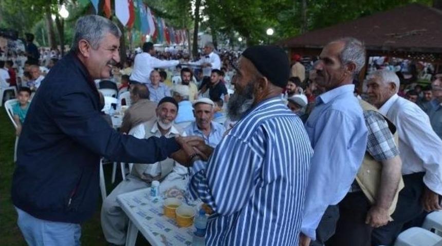 Meydan İftarlarının Son Durağı, Dilek Oldu