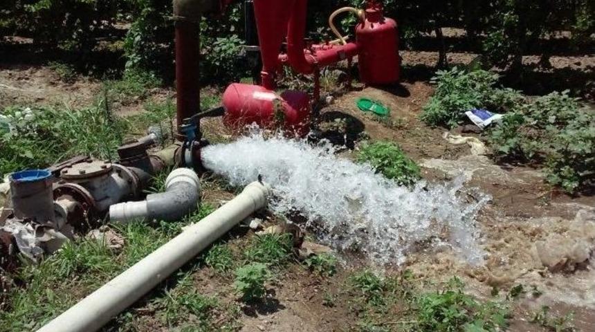 Akhisar &Ccedil;ift&ccedil;isine Sulama Desteği