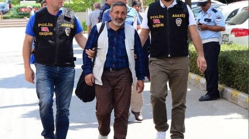 &rsquo;beni Peygamber G&ouml;nderdi&rsquo; Diyerek Vatandaşları Dolandırdı
