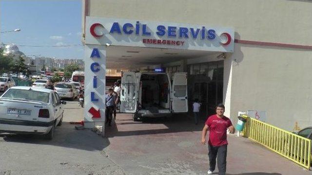 Babasının Aracını İzinsiz Aldı, Kaza Yaptı: 2 Yaralı