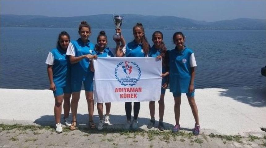 Adıyamanlı Sporcular 1.etap U19 Deniz K&uuml;reği Yarışlarında T&uuml;rkiye 3&rsquo;s&uuml; Oldu