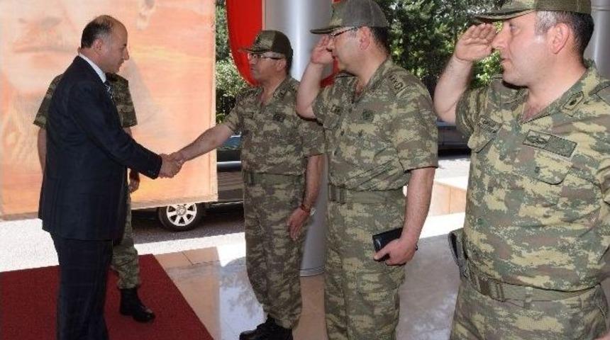 Vali Azizoğlu, Kara Kuvvetleri&rsquo;nin Kuruluş Yıld&ouml;n&uuml;m&uuml;n&uuml; Kutladı