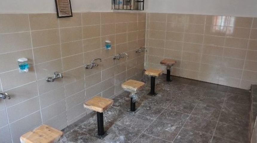 İstasyon Camisinde D&uuml;zenleme Ve Yenileme &Ccedil;alışmaları