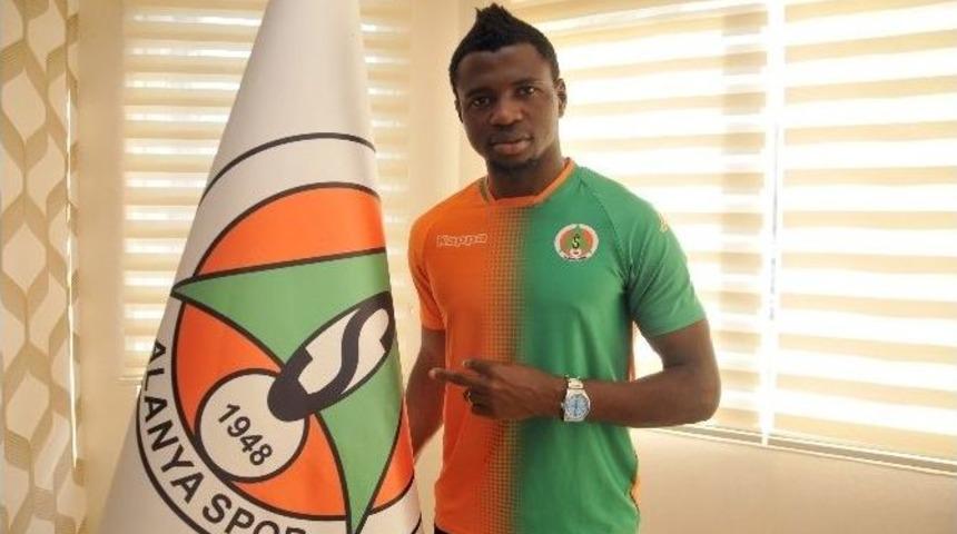 Alanyaspor&rsquo;a Nijeryalı Sağ Bek