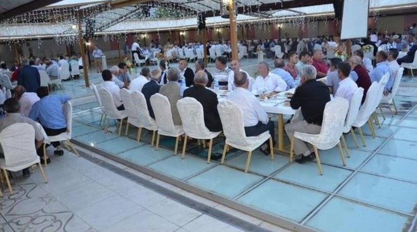 550 K&ouml;y Muhtarı İftarda Buluştu