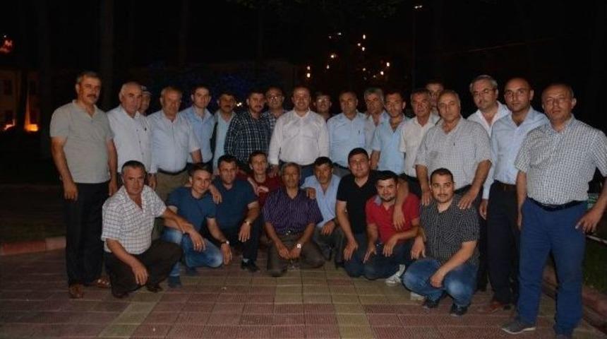 Başkan Yıldırım Minib&uuml;s&ccedil;&uuml; Esnafıyla Sahurda Buluştu