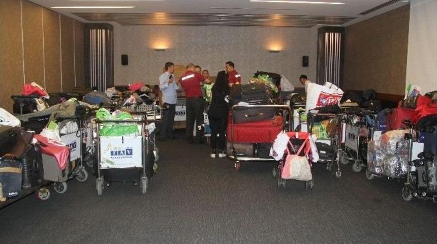 Patlamanın Ardından Valizler Sahipsiz Kaldı