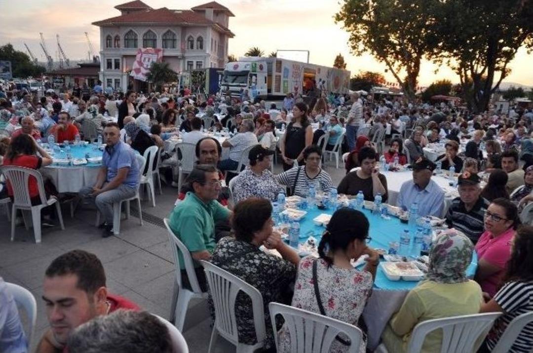 Bandırma&rsquo;da 6 Bin Kişilik İftar