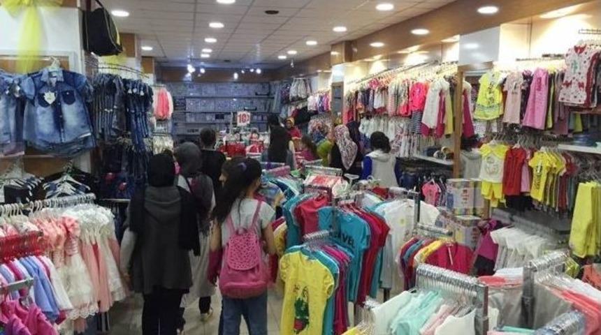 Bayramlık Elbiseler G&ouml;n&uuml;ll&uuml; Gen&ccedil;lerden