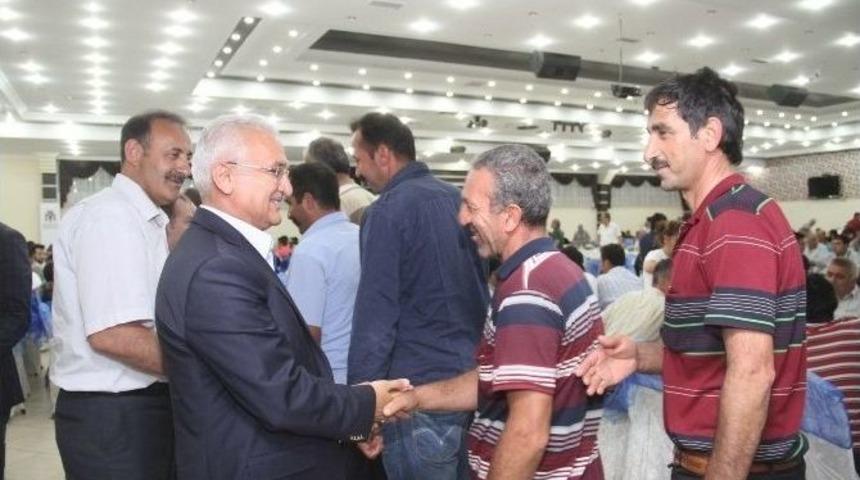 Erzincan Belediye Personeli İftar Yemeğinde Buluştu