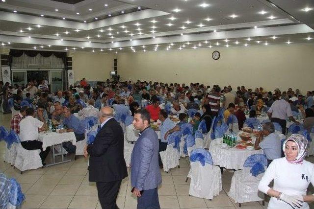 Erzincan Belediye Personeli İftar Yemeğinde Buluştu