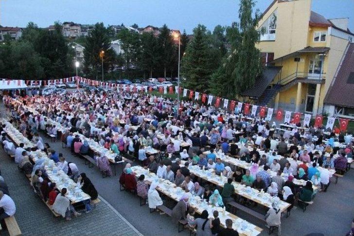 Kardeşler İftar Sofrasında Buluştu G5