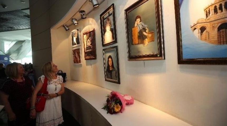 Yenimek Kursiyerleri &rsquo;kadının Eli&rsquo; Sergisini Ziyaret&ccedil;ilere A&ccedil;tı