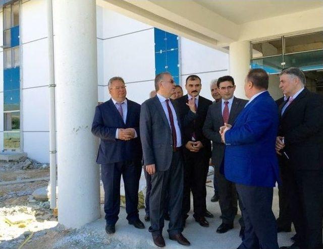 Edirne&rsquo;de İl&ccedil;e Hastanelerinin İnşaatlarında Sona Doğru 1