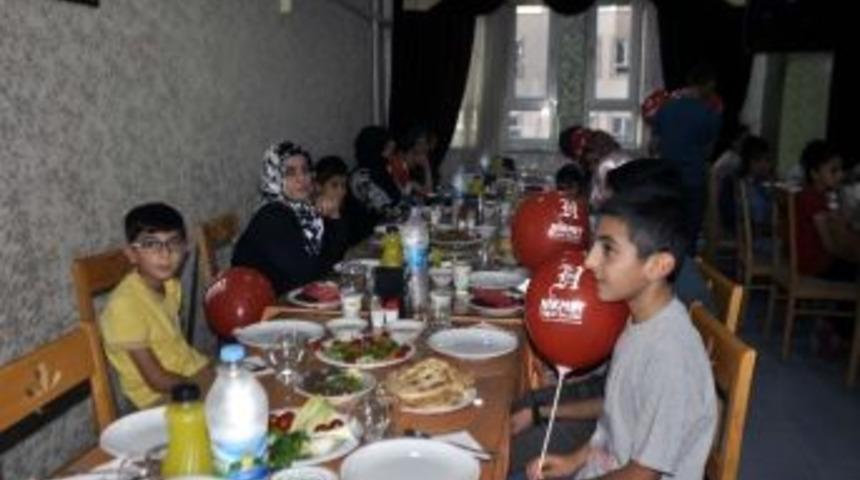Kızıltepe&rsquo;de Yetimlere İftar