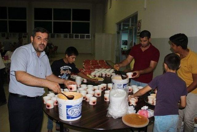 Yavuzeli Ziraat Odası Başkanı Sakar Muhtarlarla İftarda Buluştu