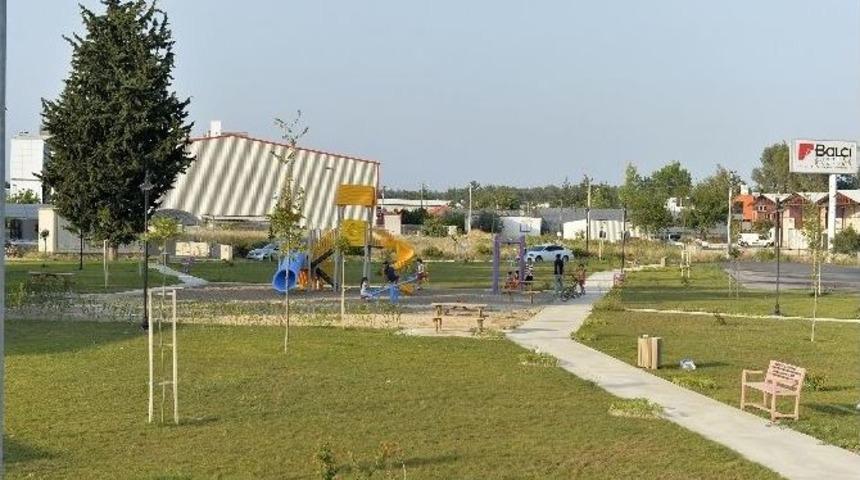 Muratpaşa&rsquo;dan Yenig&ouml;l Mahallesi&rsquo;ne Oyun Parkı