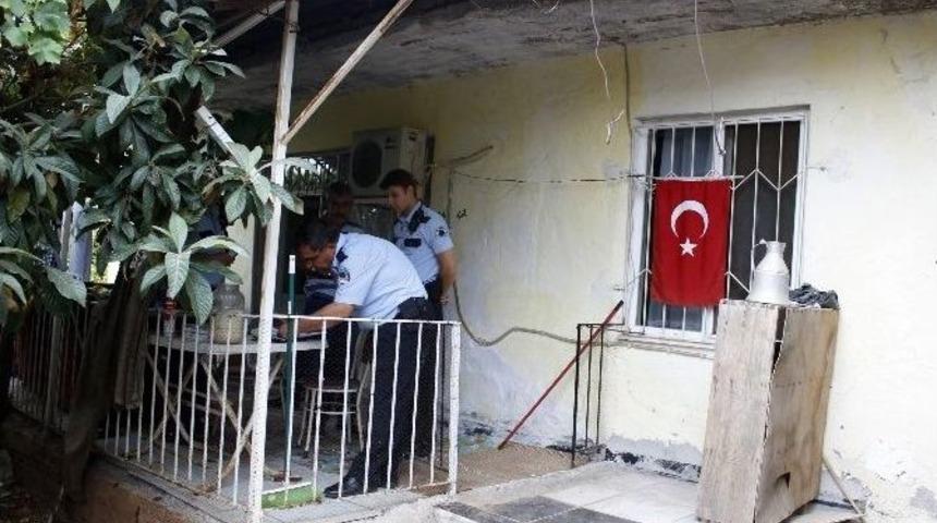 Emekli Asker Evinde &Ouml;l&uuml; Bulundu