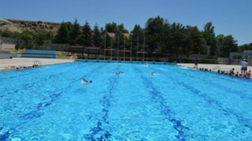 Olimpik Yüzme Havuzu Bayramın 2. Günü Açılacak