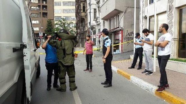 Beyoğlu’nda Şüpheli Paket Alarmı