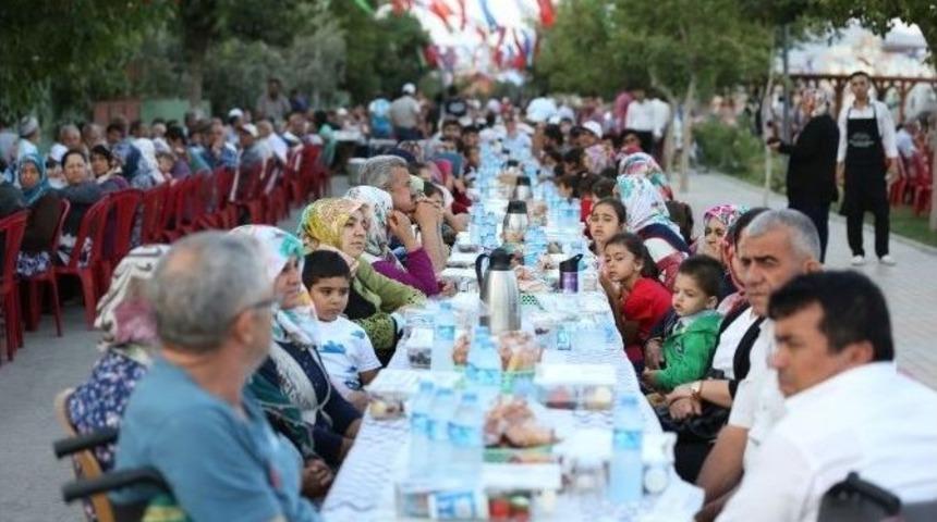 Nurdağı B&uuml;y&uuml;kşehir&rsquo;in İftarında Buluştu