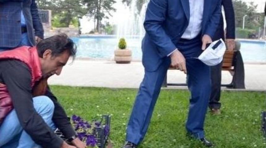 Başkan Sekmen&rsquo;e Vatandaş Sevgisi