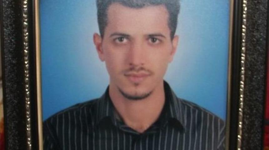 Kahraman G&uuml;mr&uuml;k Muhafaza Memurunun Babaevinde Yas