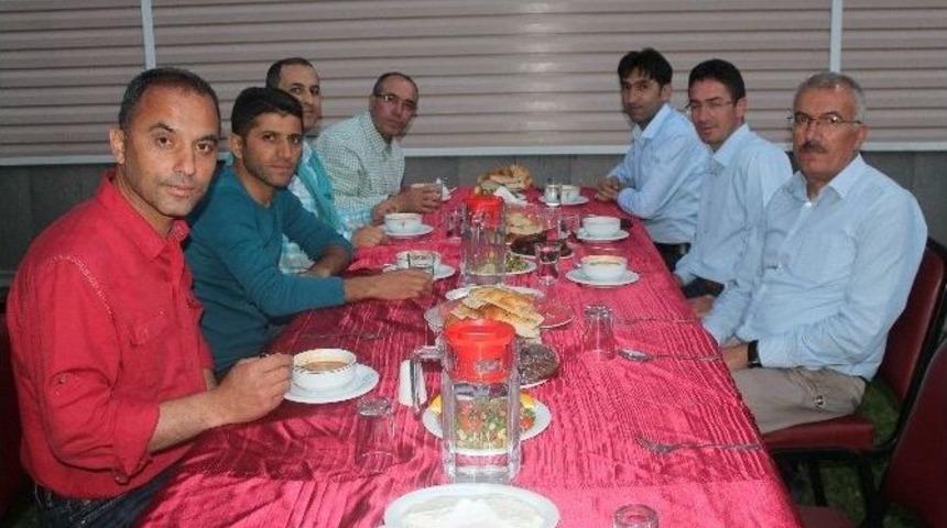 Gen&ccedil;lik Spor Personeli İftarda Buluştu