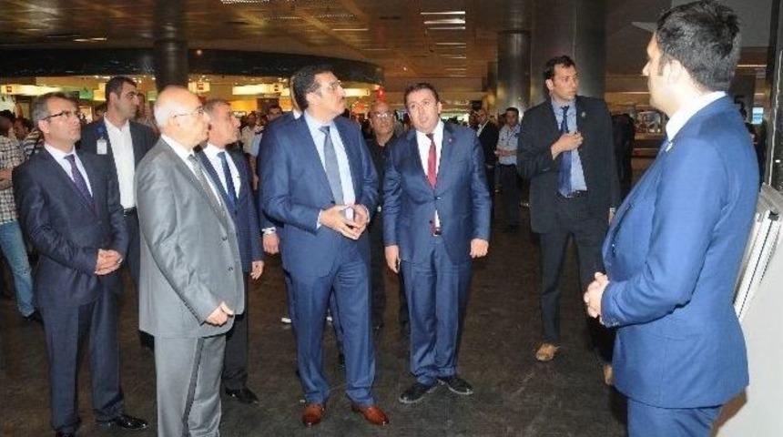 Gümrük Bakanı Tüfenkci’den Teröre Karşı Birlik Mesajı