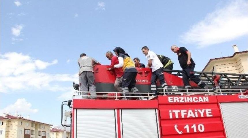 Erzincan&rsquo;da Elektrik Akımına Kapılan İş&ccedil;i &Ouml;ld&uuml;