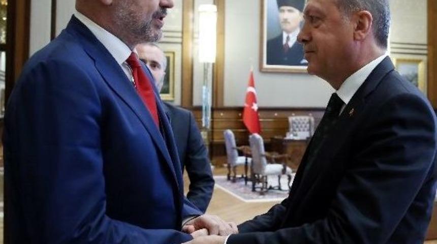 Cumhurbaşkanı Erdoğan, Arnavutluk Başbakanı Rama&rsquo;yı Kabul Etti