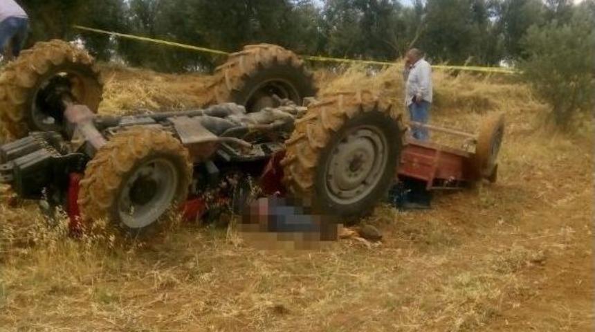 Devrilen Trakt&ouml;r&uuml;n Altında Can Verdi