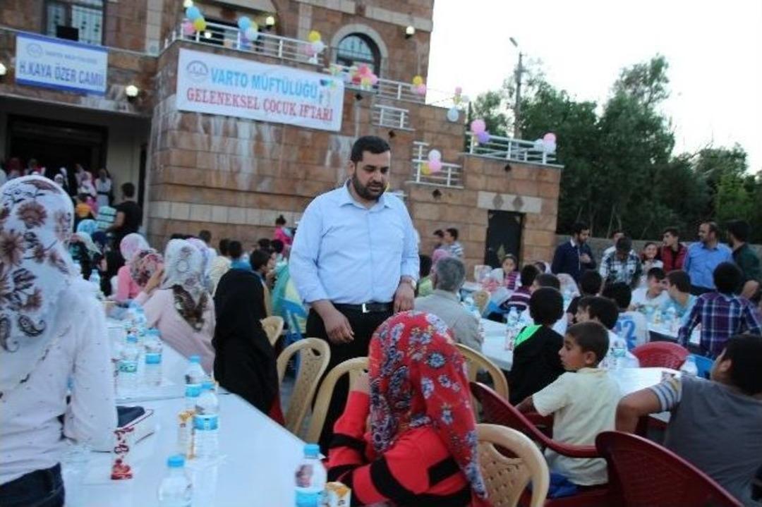 Varto M&uuml;ft&uuml;l&uuml;ğ&uuml;nden İftar Yemeği