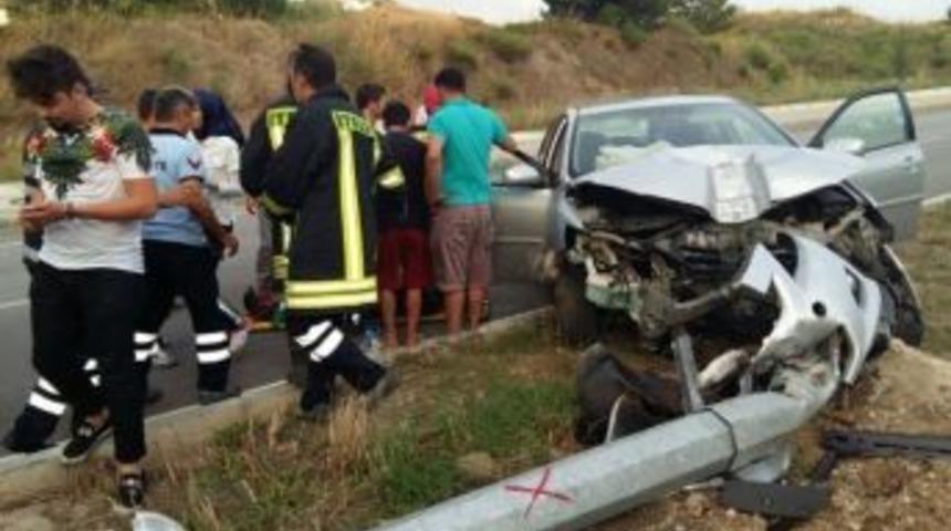 &Ccedil;an&rsquo;da Trafik Kazası; 2 Yaralı
