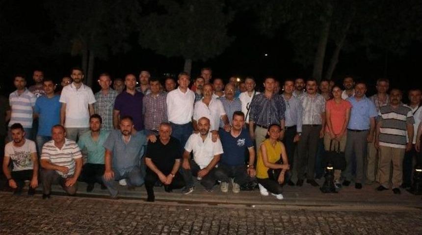 Birleşik Metal İş Sendikası &Uuml;yeleri İftarda Buluştu