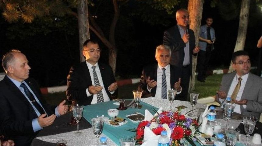 İl Emniyet M&uuml;d&uuml;rl&uuml;ğ&uuml; Tarafında İftar Yemeği Verildi