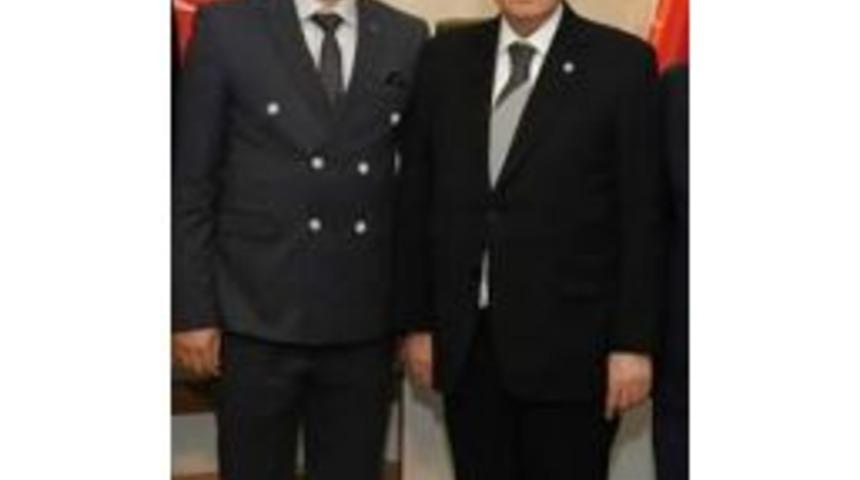 &Uuml;lk&uuml; İş&ccedil;iler, Mhp&rsquo;yi Eleştirenlere Sert Tepki G&ouml;sterdi