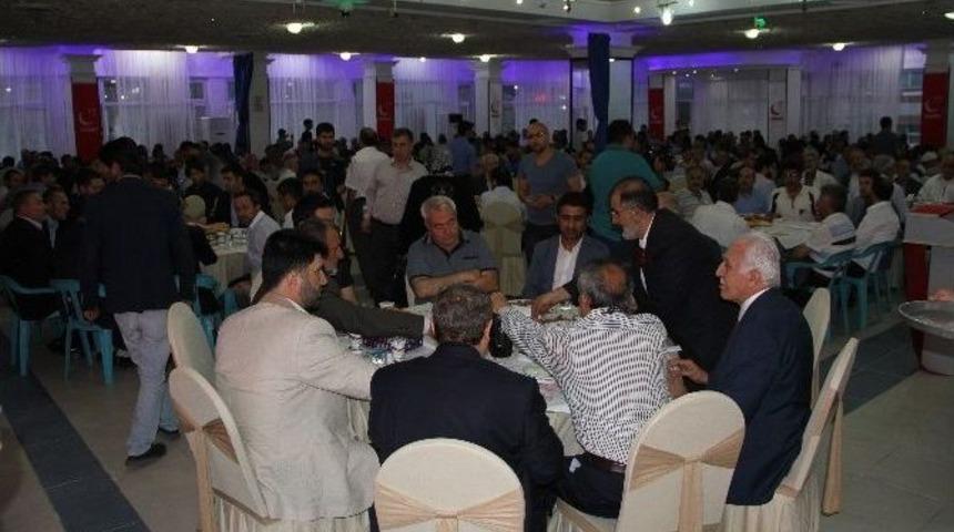 Sp Gelen Başkanı Kamalak Vanlılarla İftarda Buluştu