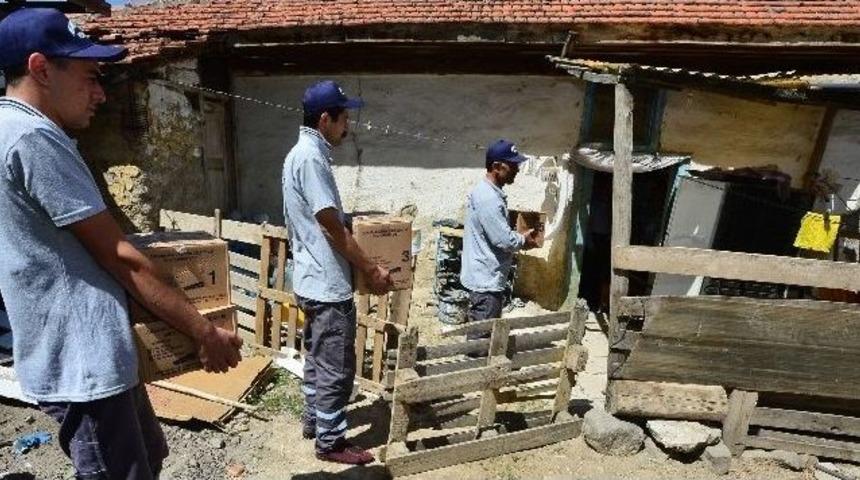 Ankara B&uuml;y&uuml;kşehir&rsquo;in Gıda Yardımları Ramazan&rsquo;da Da Devam Ediyor