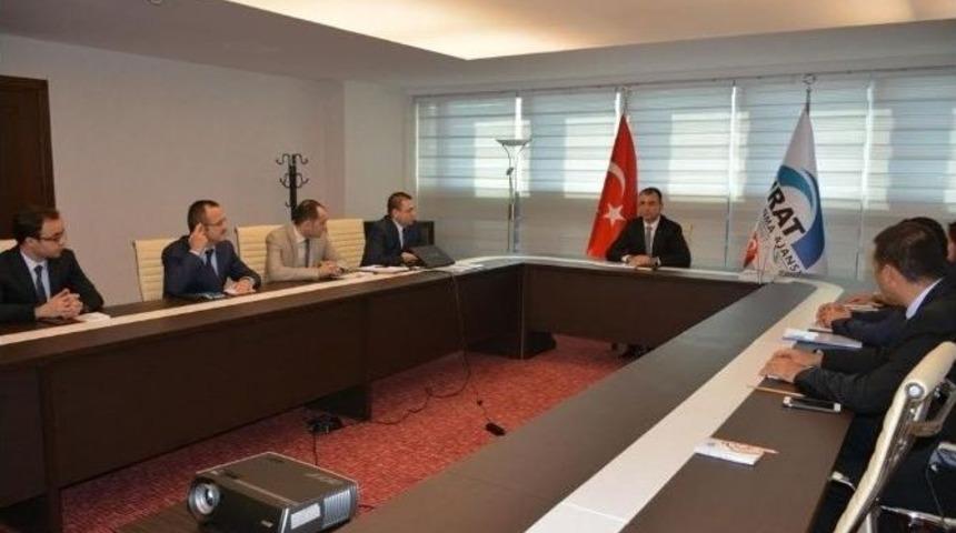 Vali Toprak Fka Ve Yikob&rsquo;u Ziyaret Etti