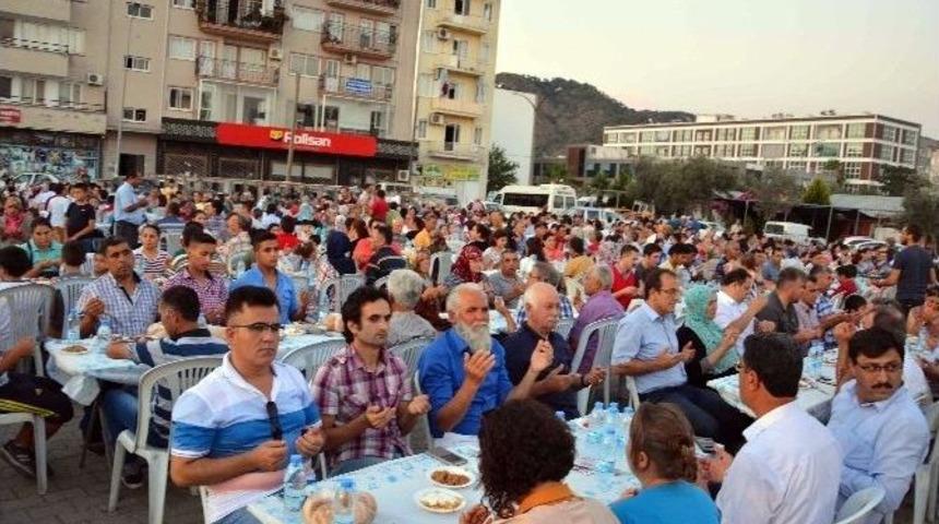 Ortaca Ak Parti&rsquo;den 5 Bin Kişilik İftar